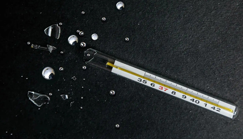 水銀溫度計(jì)打碎了怎么處理？ 做好這7歩避免中毒！
